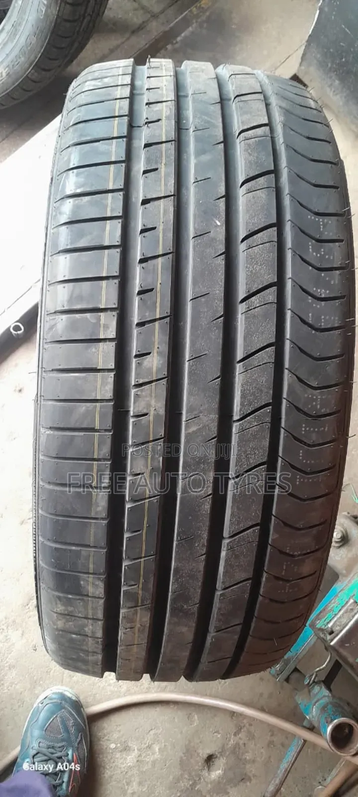 255 45r20 Goodard