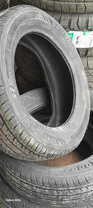 215 60r17 Goodard