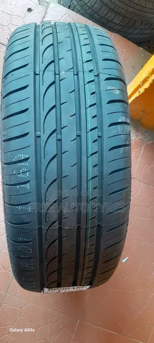 225 55r17 Goodard