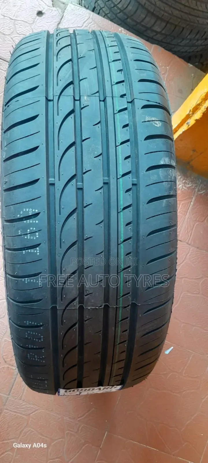 225 55r17 Goodard