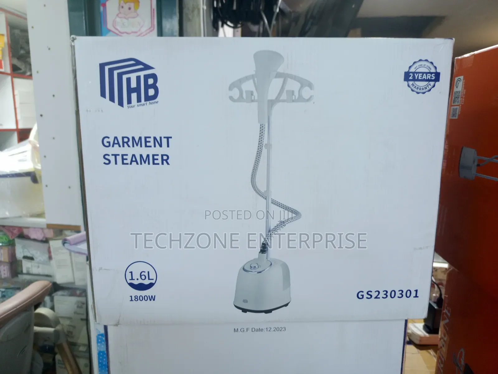 Rebune Vertical Garment Steamer With 1800 Watts 