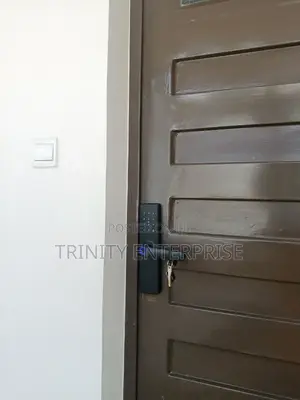 Intelligent Smart Door Lock With App Control