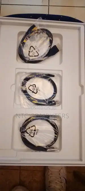Arzopa "15.6 "Portable Monitor With Three Cables