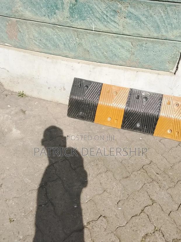 Speed Cushions/Speed Bumps