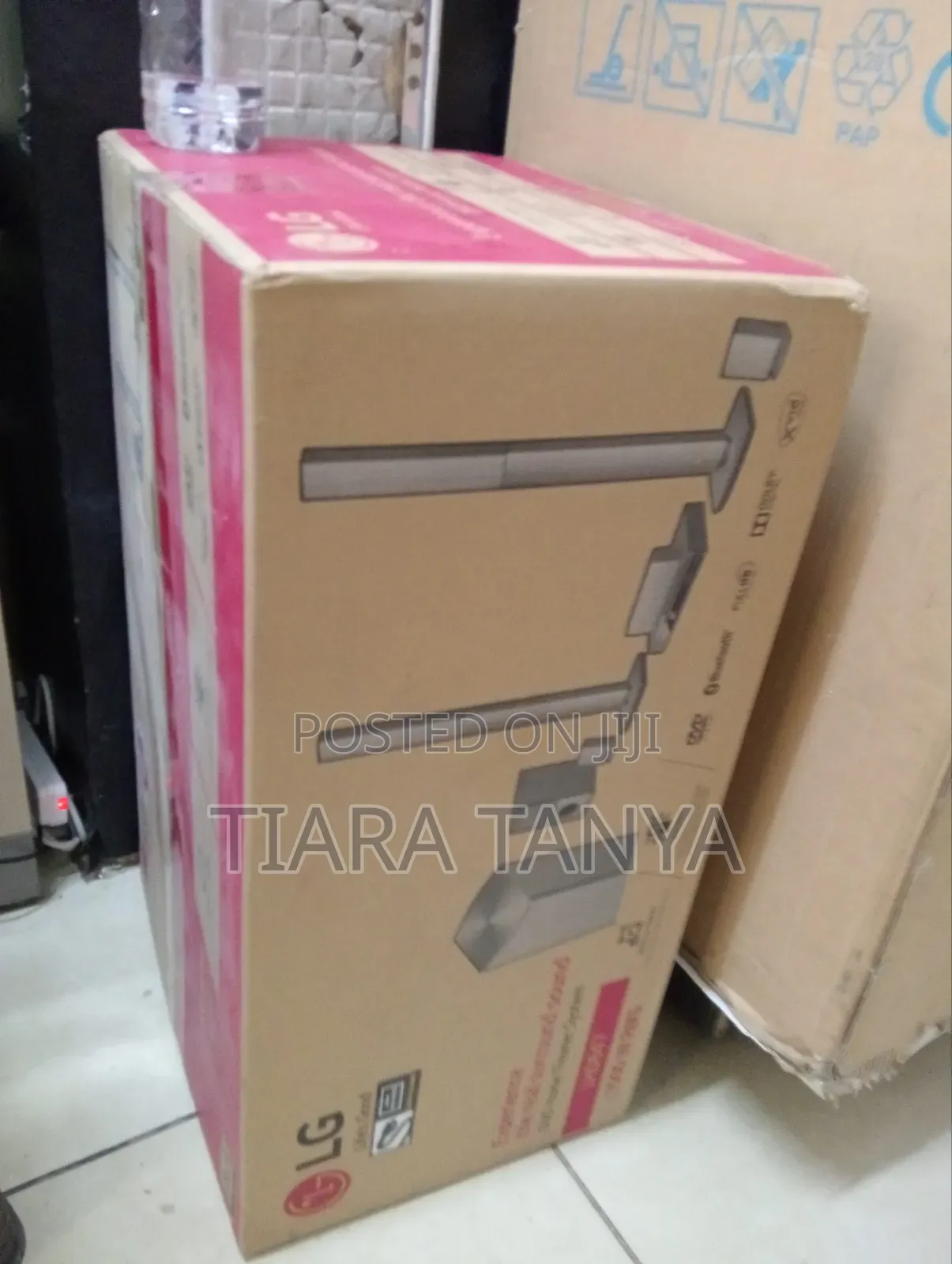 Lg LHD 647 1000 Watts Home Theater System