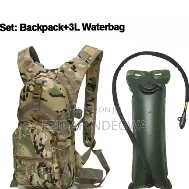 *2 in 1 Hydration Backpack Plus 3litres Insulated Water Bag* - thumbnail 4