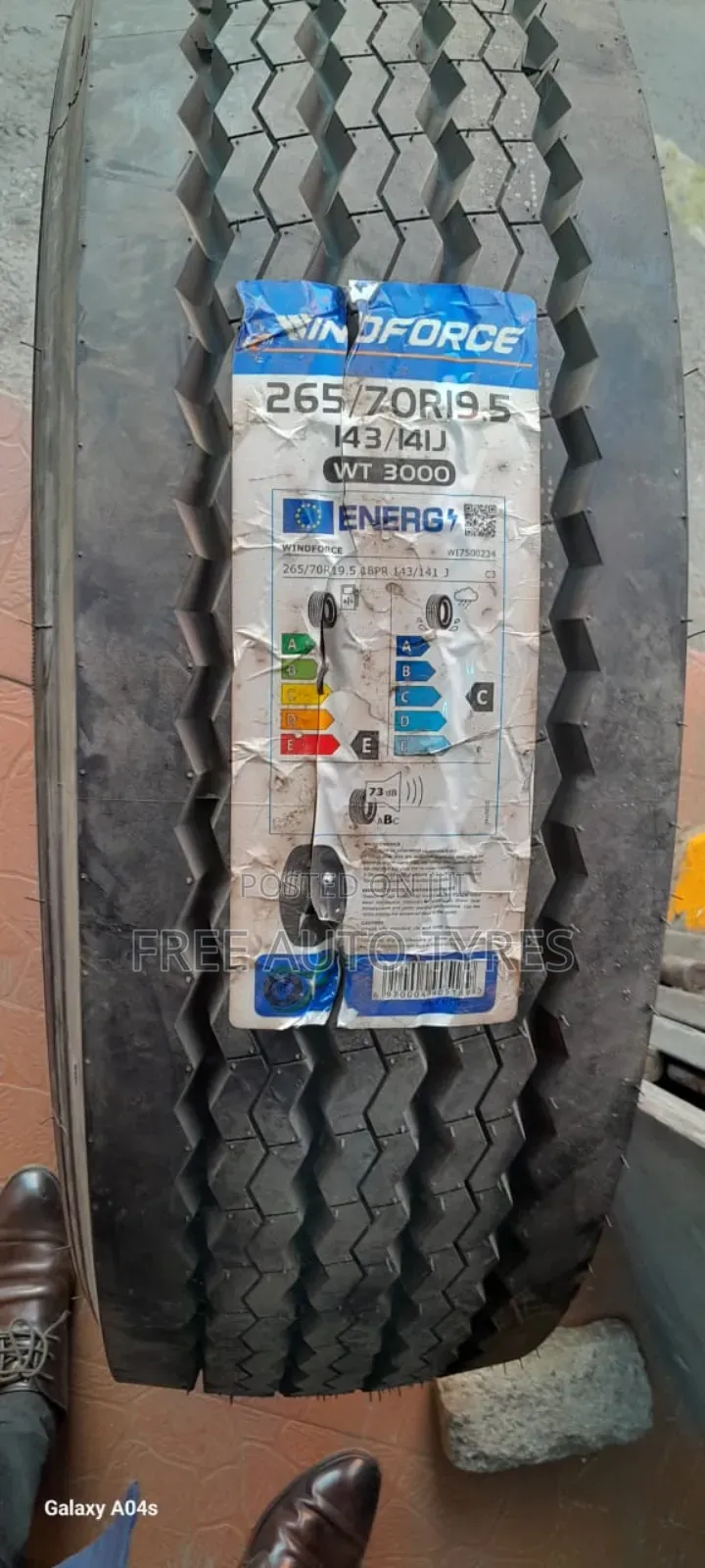 265 70r19.5 Windforce