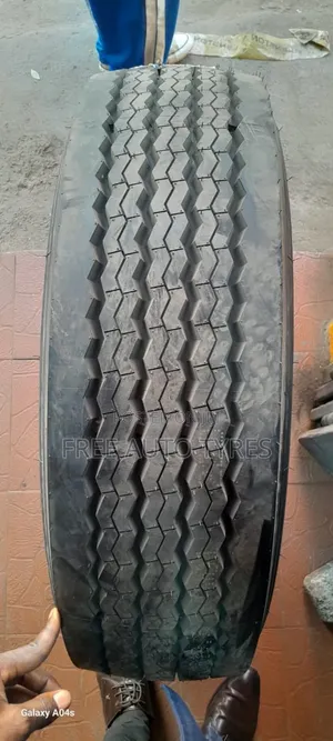 265 70r19.5 Windforce