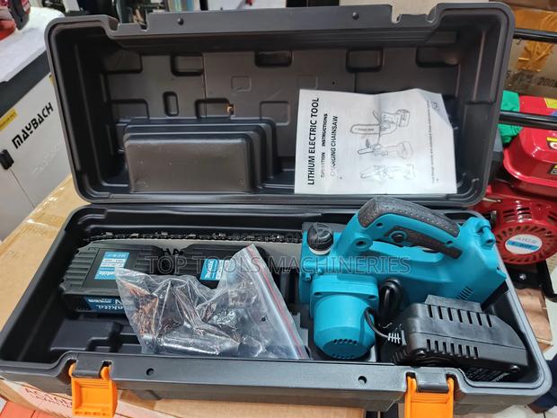 Makita Cordless Chain Saw 48v - thumbnail 3