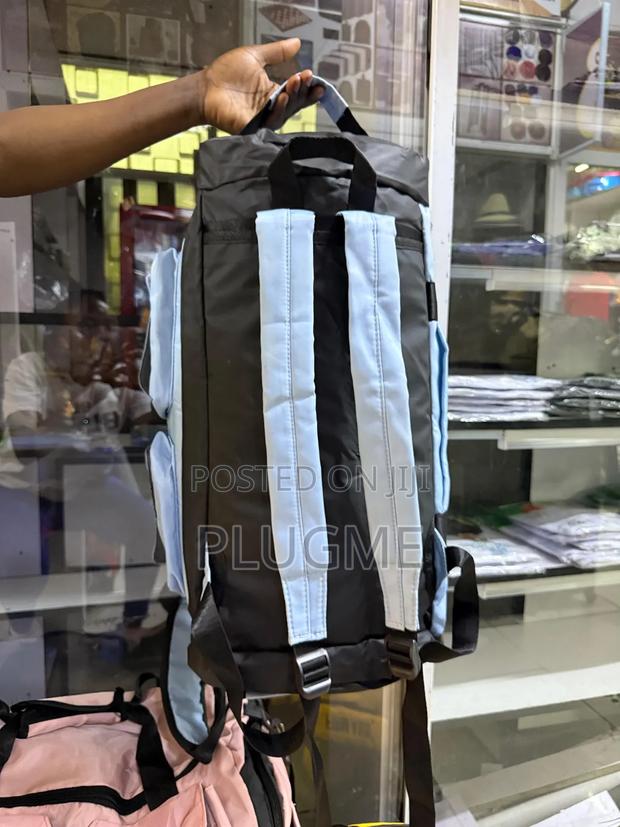 Multi-Functional Travel Gym Bag Duffle Bag - thumbnail 3