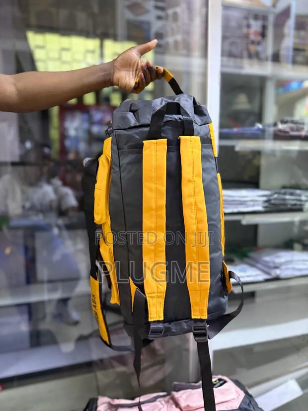 Multi-Functional Travel Gym Bag Duffle Bag - thumbnail 5