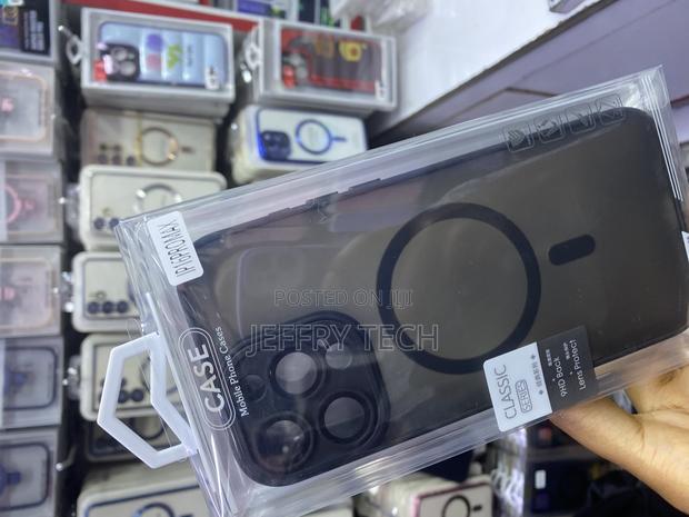 Moph Magnetic Translucent Matte Back Bumper Phone Case for 16 Pro Max - thumbnail 2