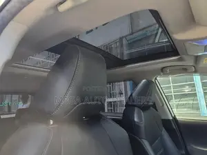Toyota RAV4 2019 White