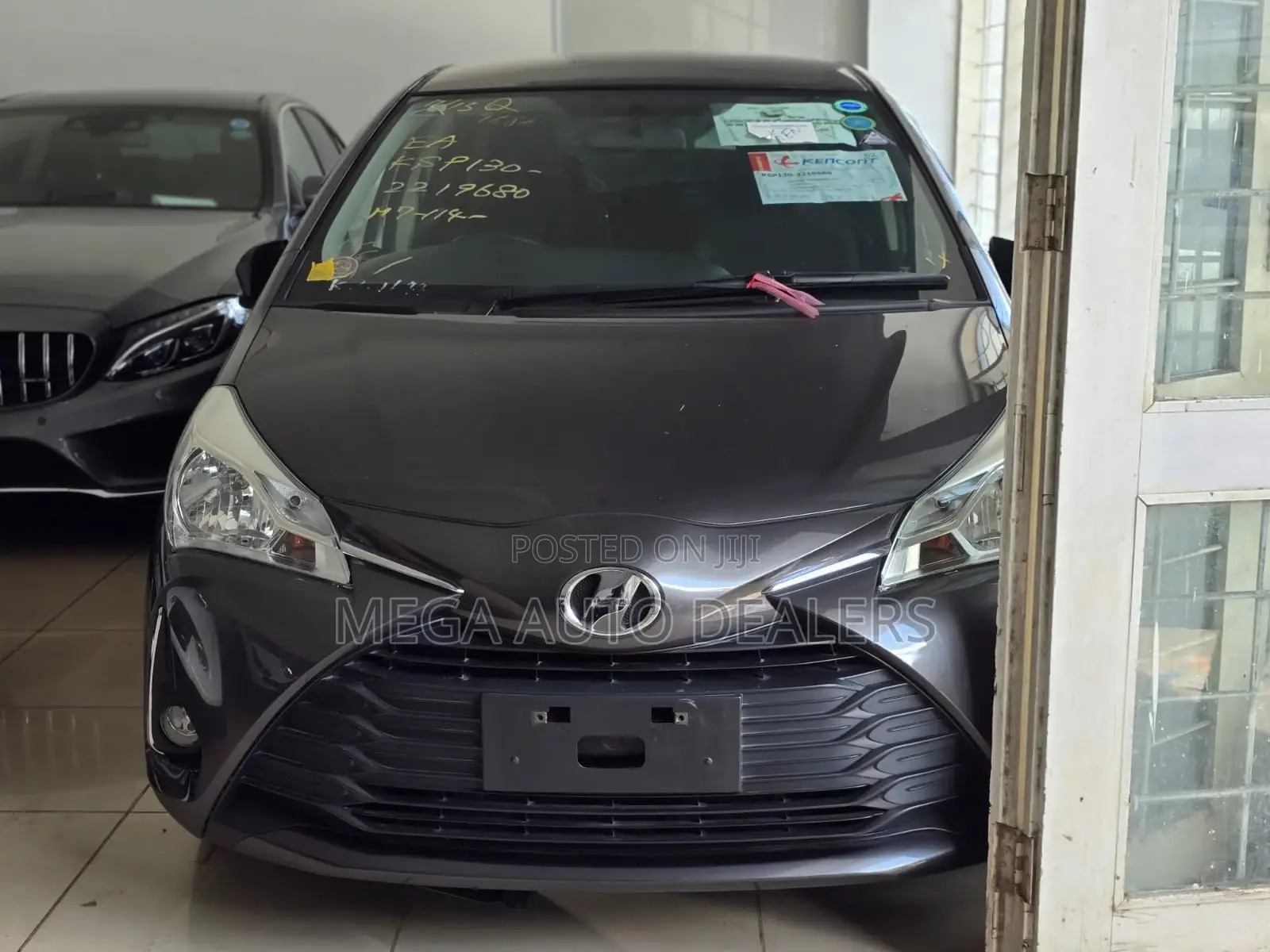 Toyota Vitz 2018 Gray