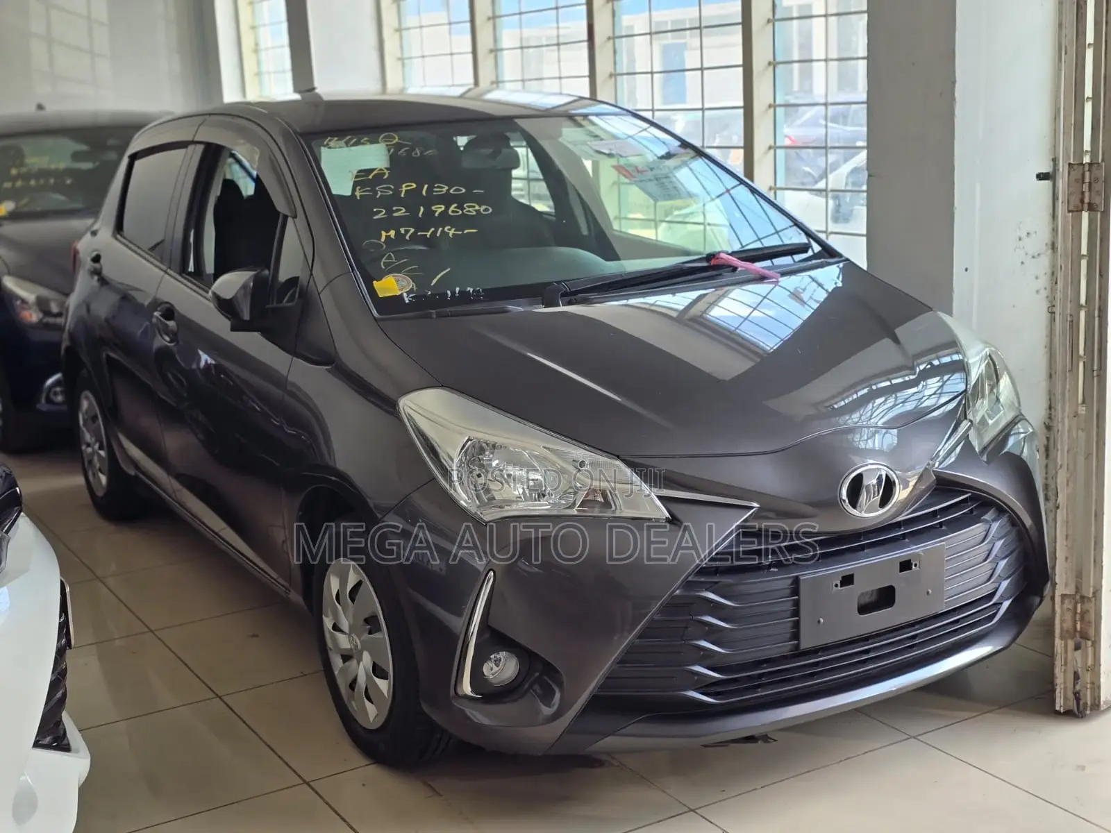 Toyota Vitz 2018 Gray