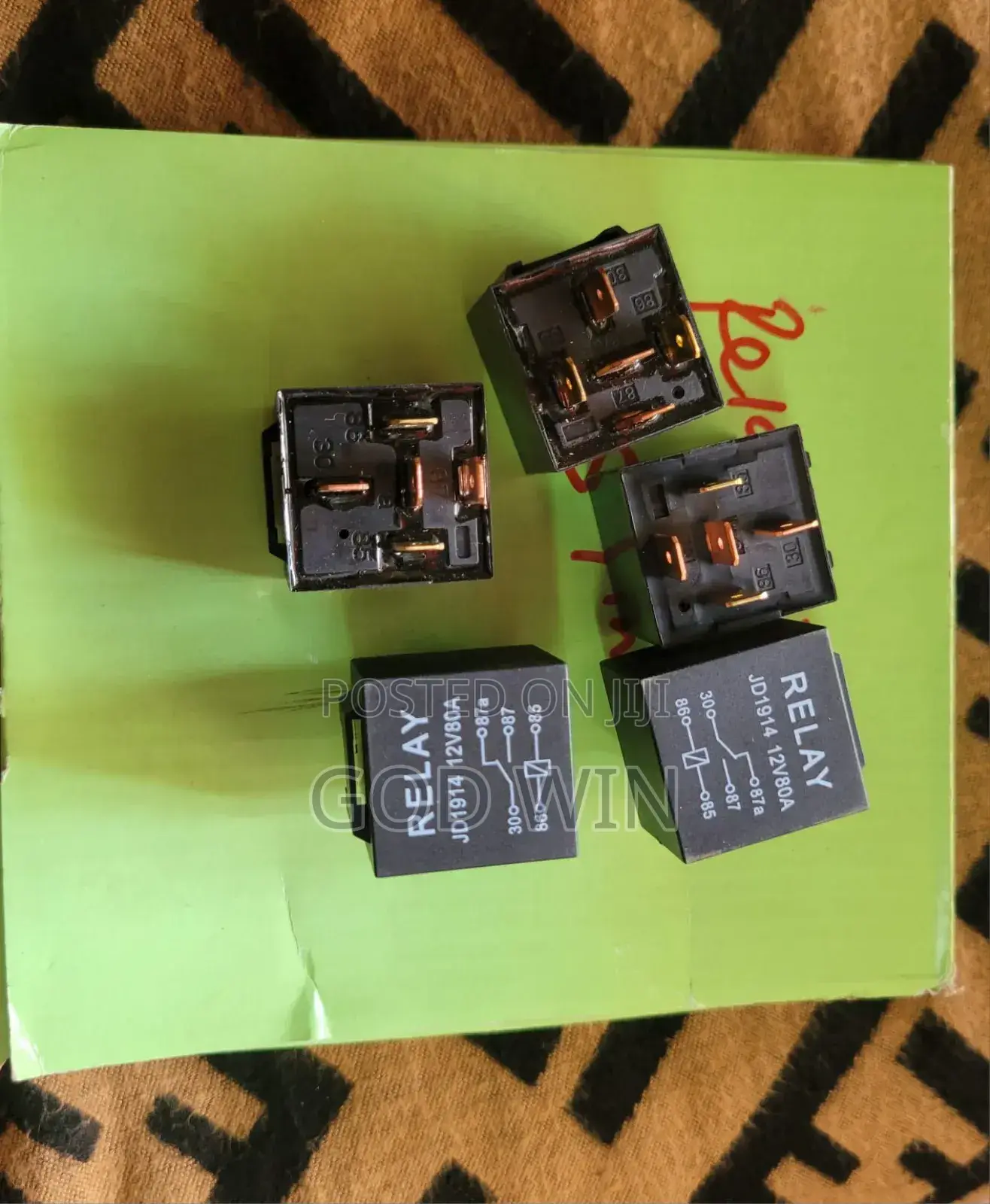 Relays 12votes/24votes
