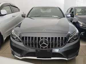 Mercedes-Benz C200 2019 Gray
