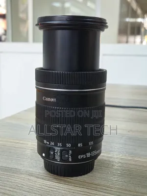Canon Ef-S 18-135mm F/3.5-5.6 Is Lens (Very Clean)