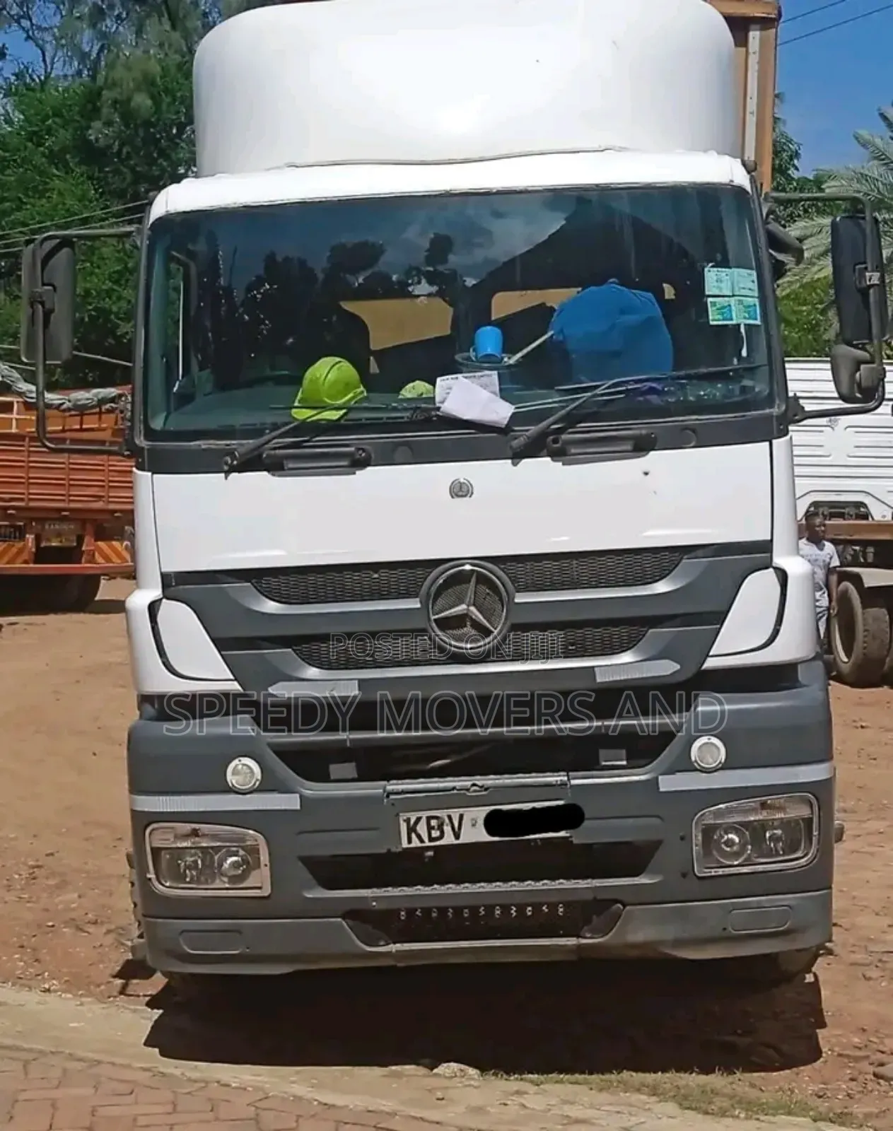 Boxbody/Containerised Available for Job