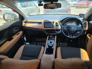 Honda Vezel 2018 Black