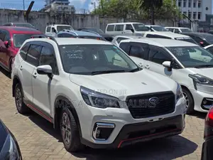 Subaru Forester 2018 White