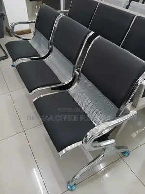 Chrome Frame Simple Gauge Waiting Bench
