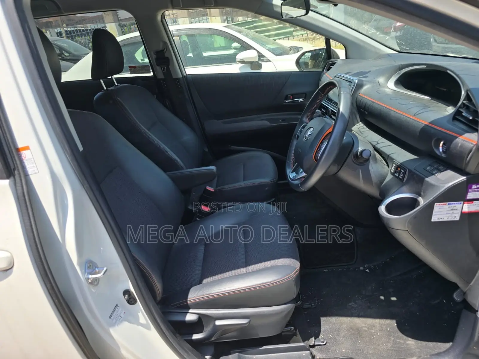Toyota Sienta 2018 White