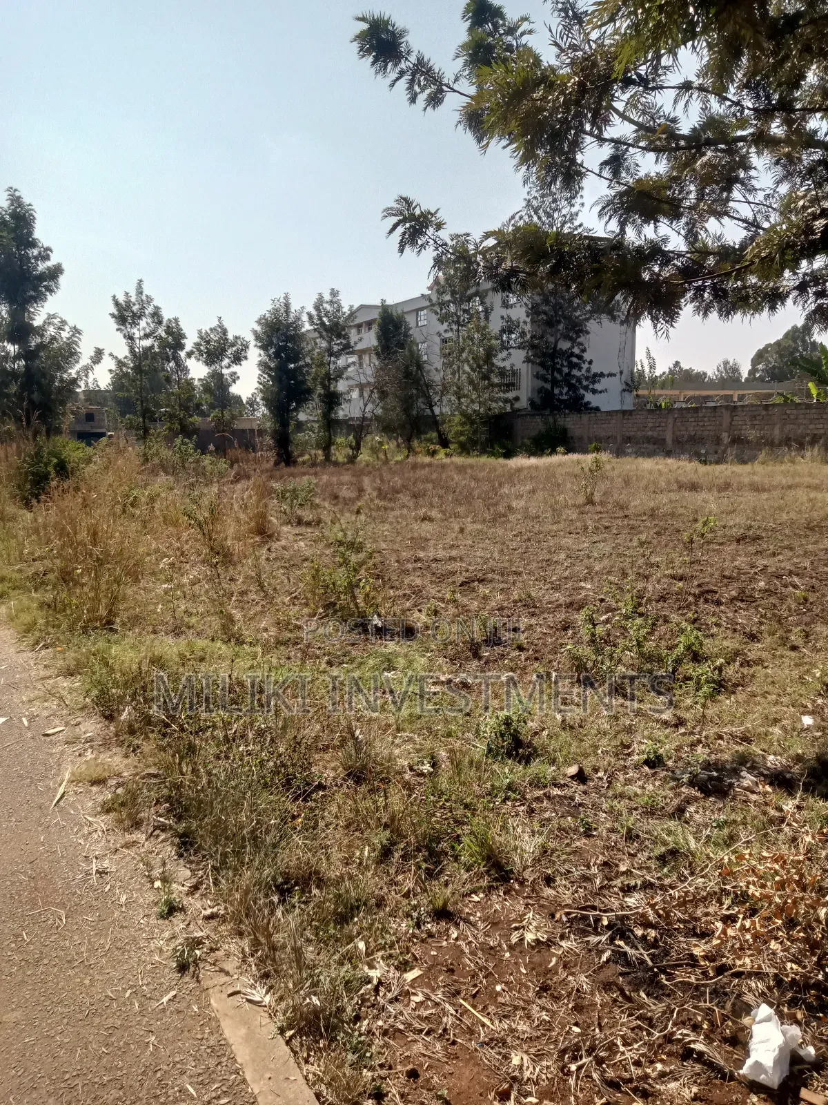  Kenol Quarter Plot on Tarmac – Perfect for Commercial Use!