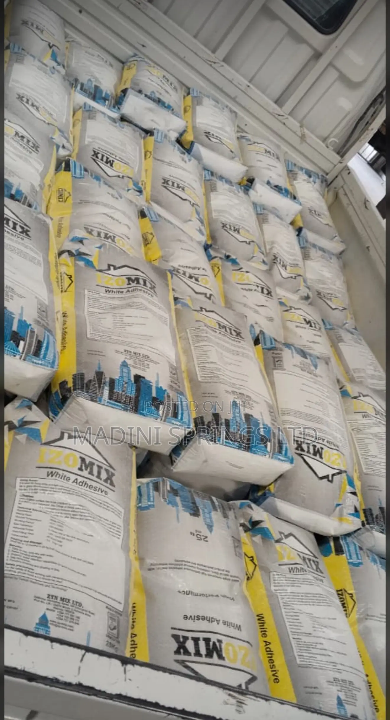 Izomix White Adhesive(For Big Porcelain Tiles, Mosaic, Stones,Marbles)