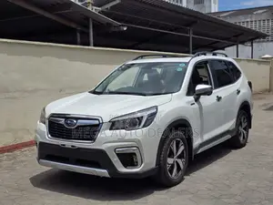 Subaru Forester 2018 White
