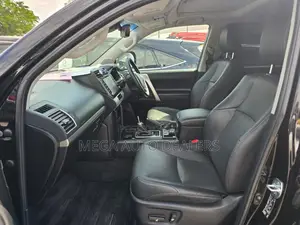 Toyota Land Cruiser Prado 2019 Black