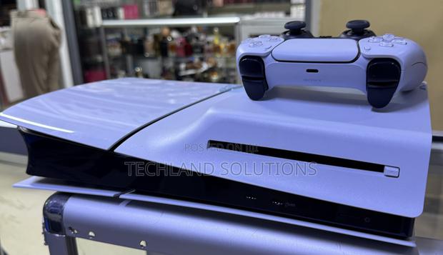 One Month Nearly New Ps5 Console - thumbnail 5