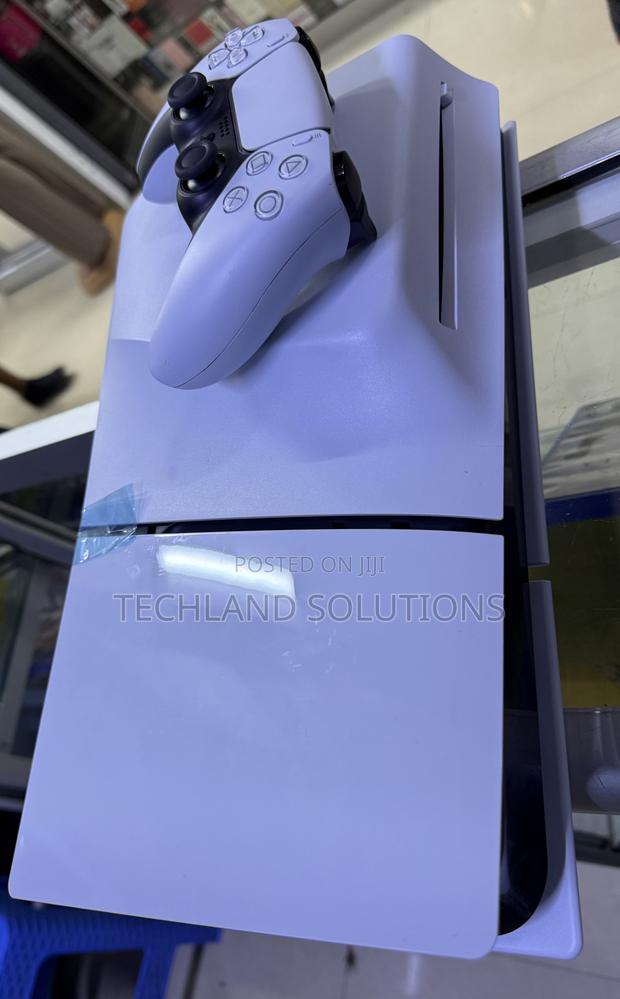 One Month Nearly New Ps5 Console - thumbnail 6