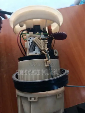 Fuel Pump Mazda Axela