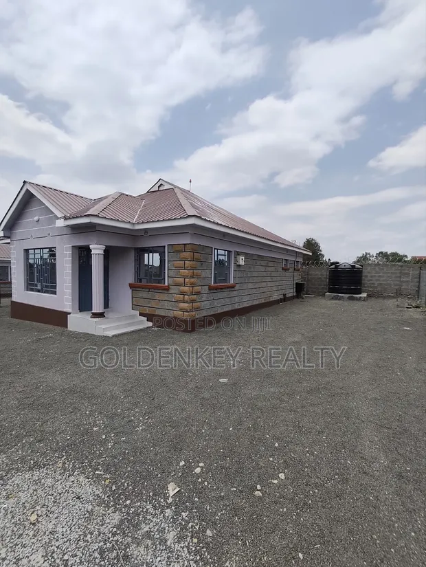 3bdrm Bungalow in Kitengela for sale