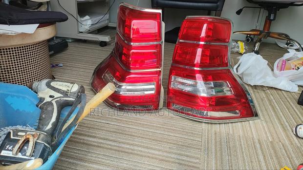 Prado 155 Taillight - main view