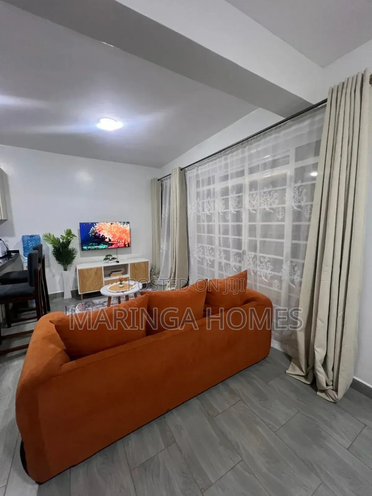 Modern Cozy Studio Airbnb in Ruaka – Near Malls Amenities