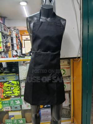 Fashionable Aprons - thumbnail 2