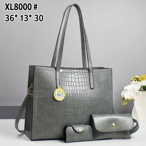 Square Large Shoulder Bags - thumbnail 5