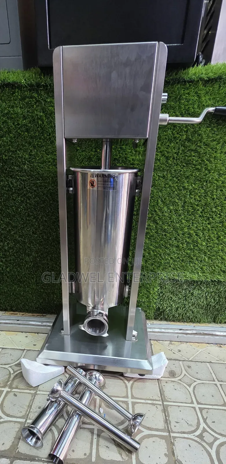 A Manual Sausage Filler Capacity 5l