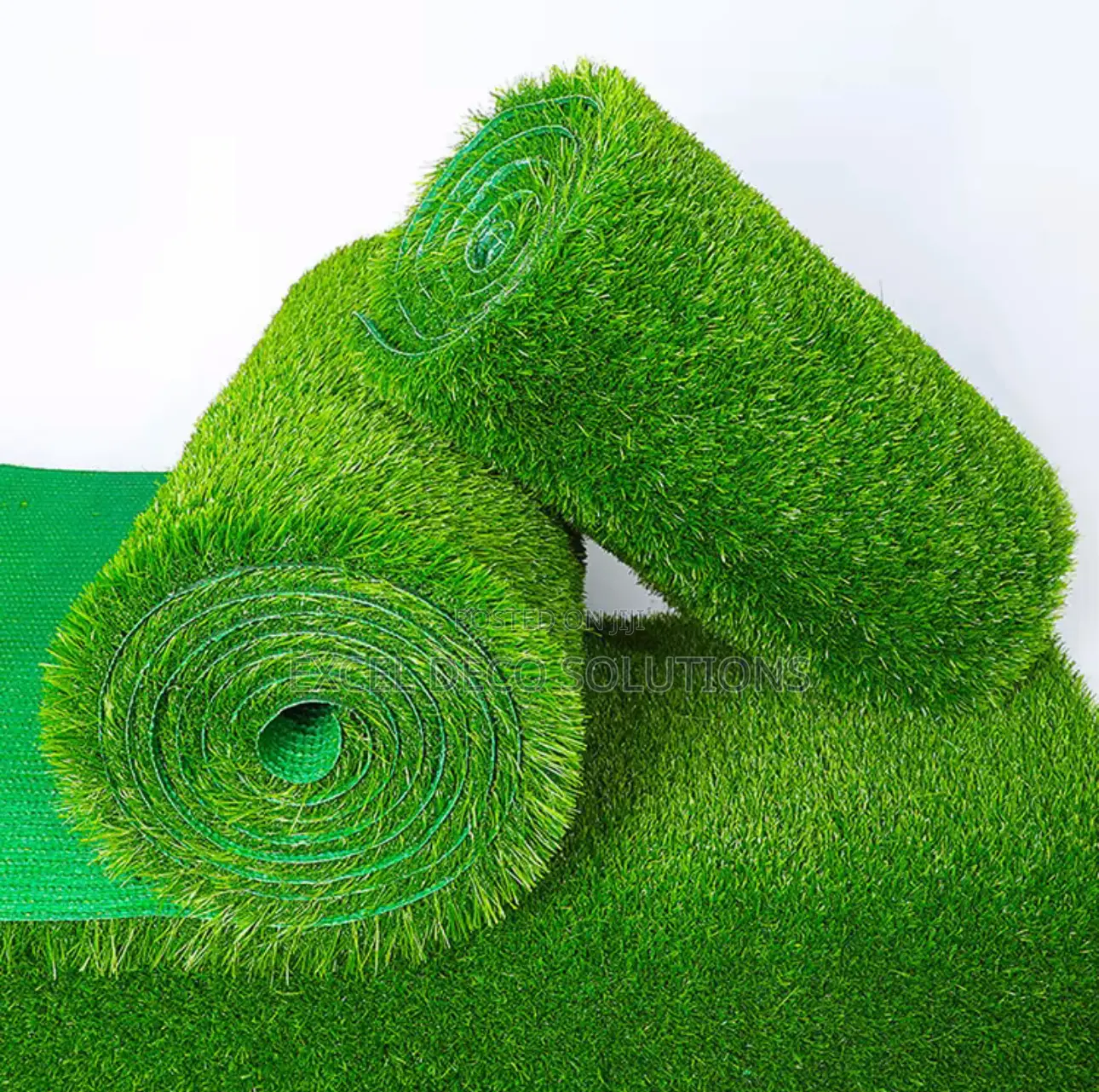 Artificial Grass Carpet for Rooftops Balconies – Modern Living