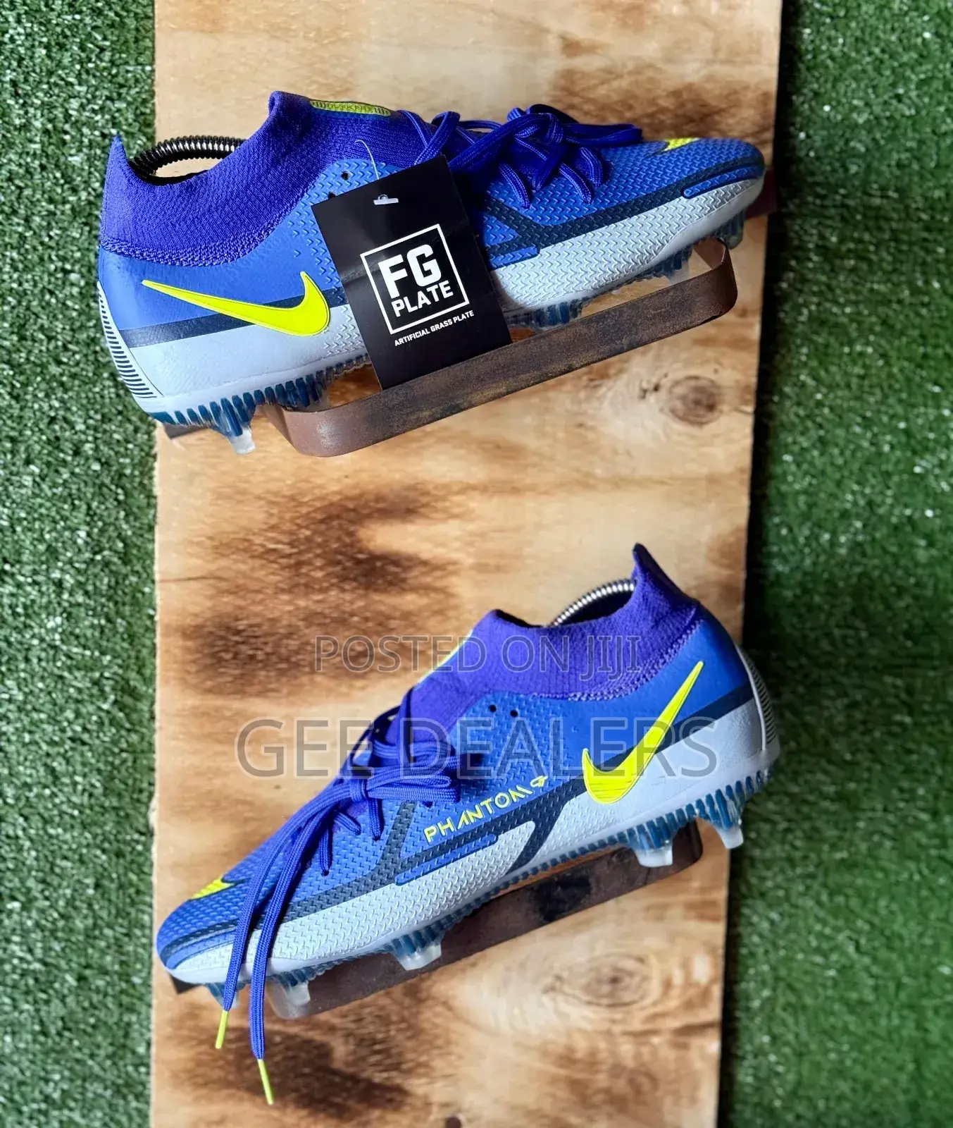 Nike Phantom Gt2 Elite Fg Soccer Cleats, Football Boots