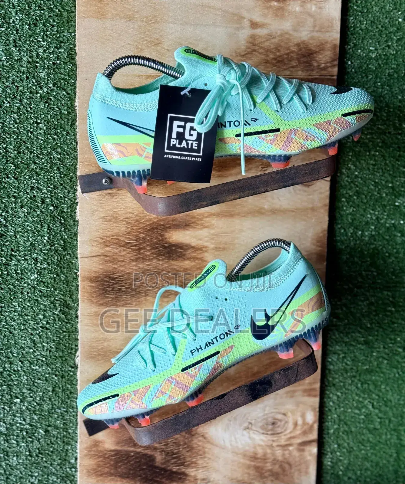 Nike Phantom Gt2 Elite Fg Soccer Cleats, Football Boots