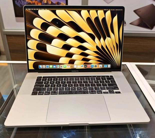 Laptop Apple MacBook Pro 2019 64GB Intel Core I9 SSD 512GB