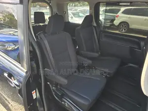 Toyota Voxy 2018 Blue