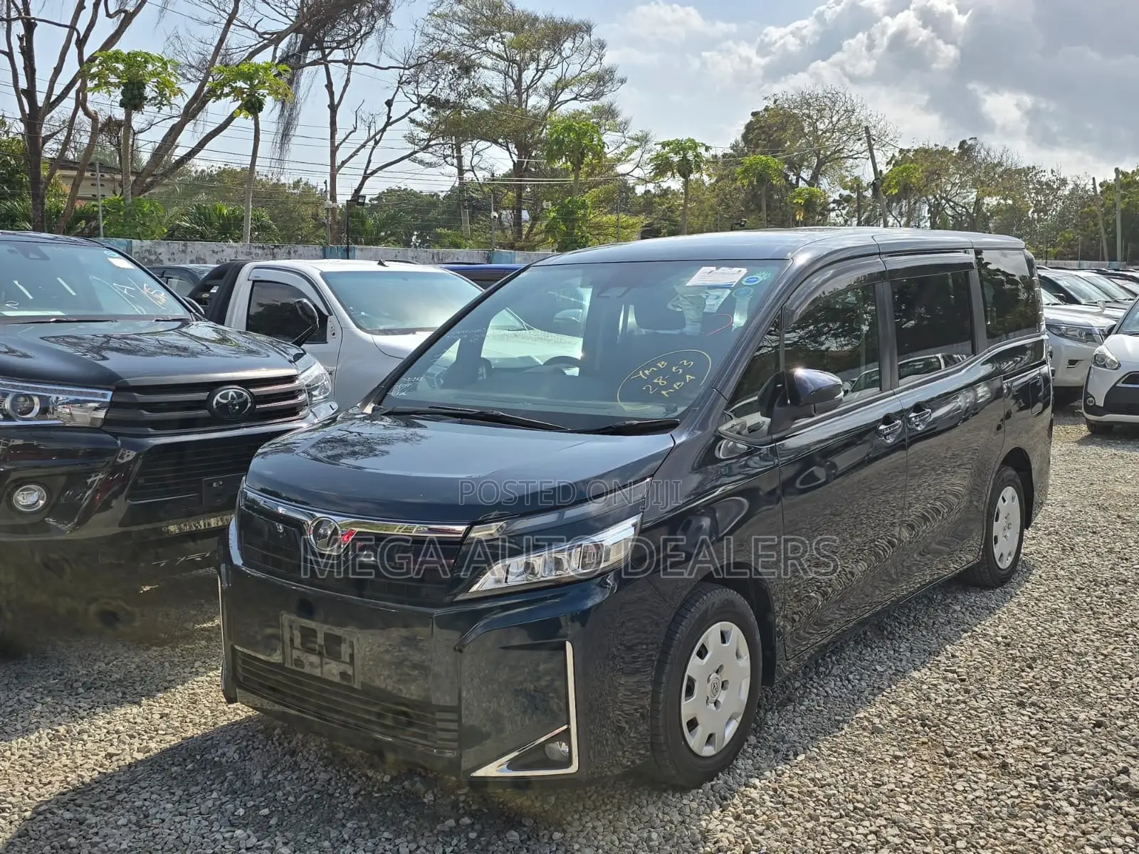 Toyota Voxy 2018 Blue