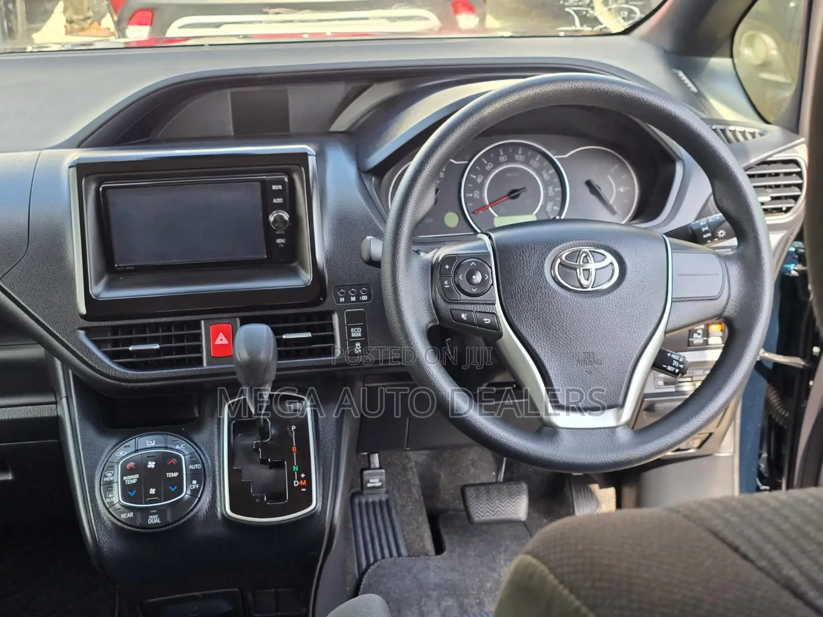 Toyota Voxy 2018 Blue