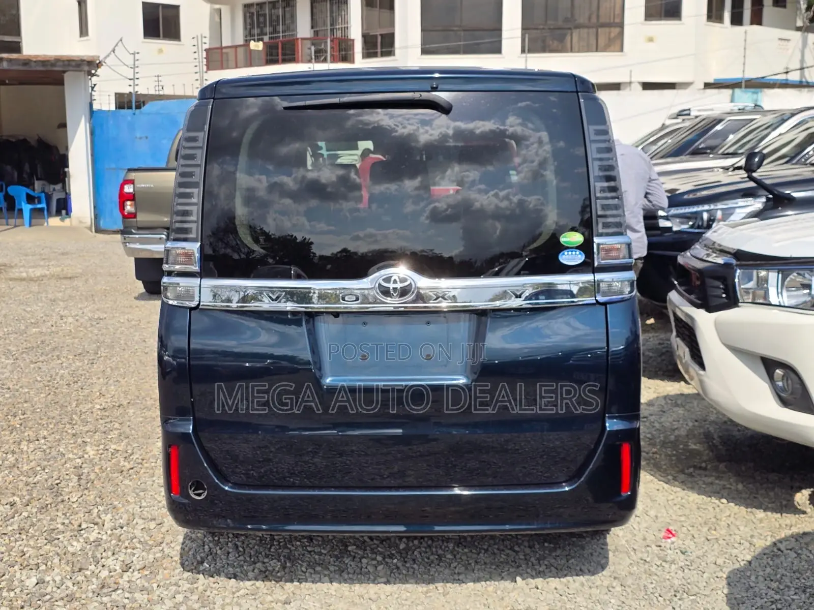 Toyota Voxy 2018 Blue