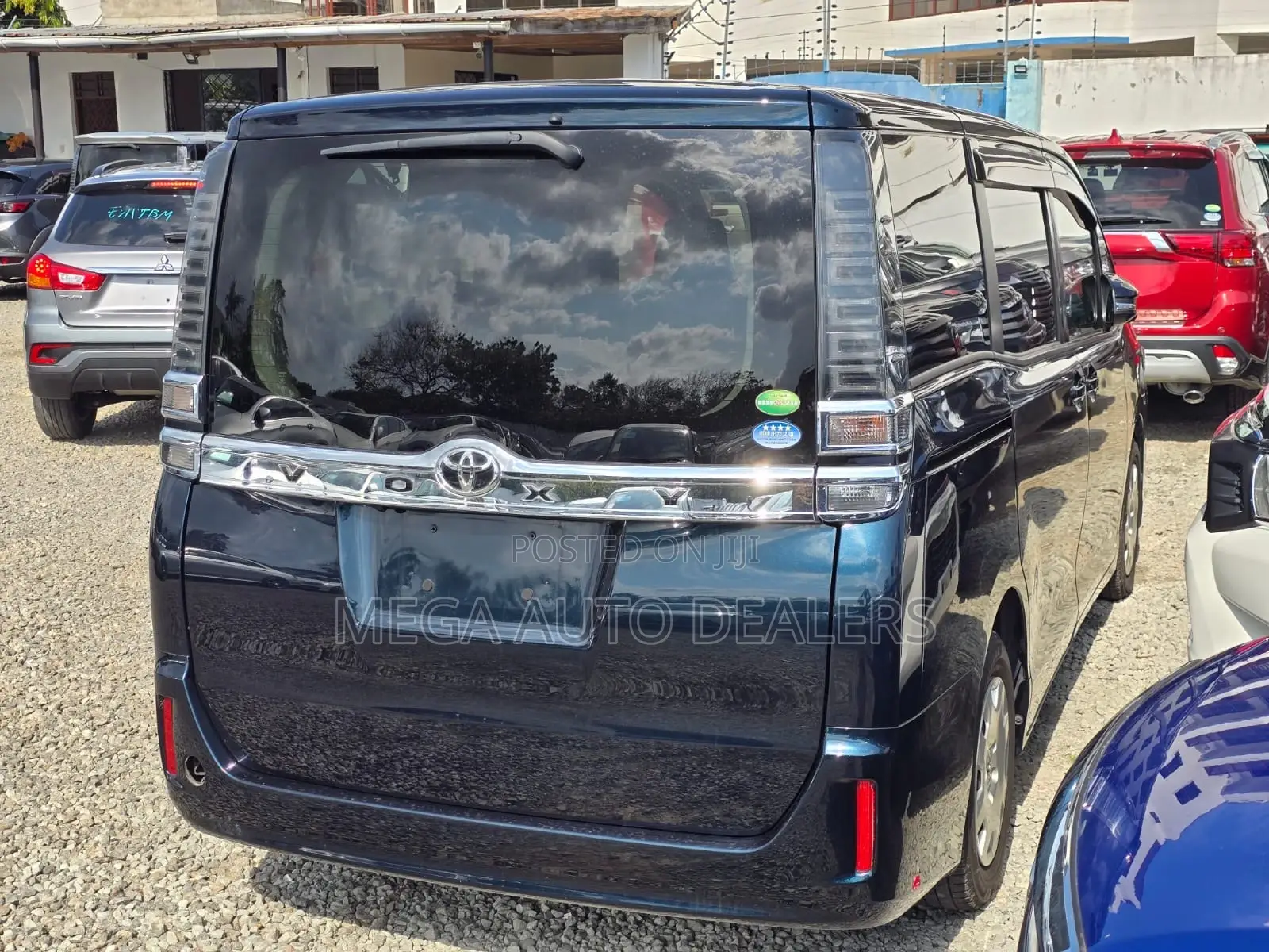 Toyota Voxy 2018 Blue