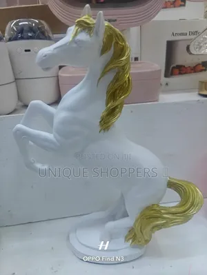 Horse Statue Decoration